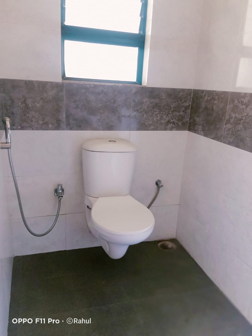 Semi Furnished 3bhk in Kahilipara, Guwahati, Assam, India for Rent